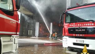 Roma, incendio Malagrotta sotto controllo