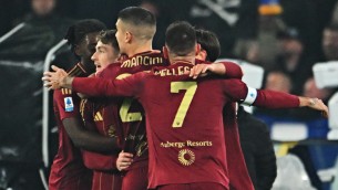 Roma-Lazio 2-0, il derby è giallorosso: gol di Pellegrini e Saelemaekers