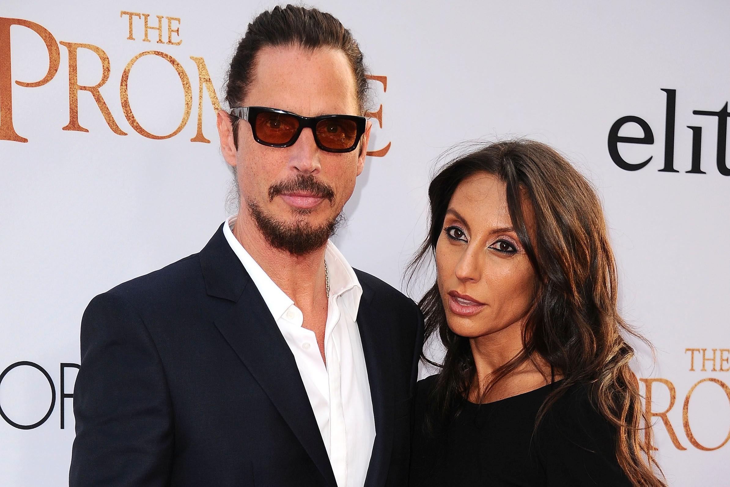 Roma, rapinata vedova di Chris Cornell: pugno nello stomaco, poi via con Rolex da 50mila euro