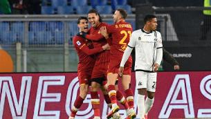 Roma-Spezia 2-0, Smalling e Ibanez in gol