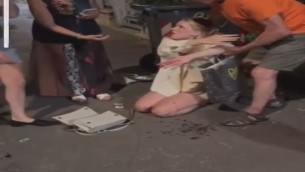 Roma, turista polacca ferita con taglierino durante tentata rapina a San Lorenzo - Video