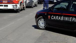 Roma, uccide la madre con la fiocina e dà fuoco alla casa