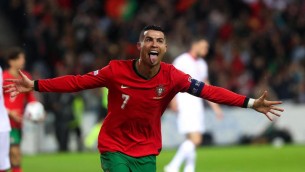 Ronaldo, obiettivo Mondiali 2030 a 45 anni: "Sogno che diventa realtà"
