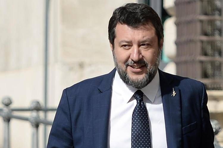 Rottamazione cartelle, Salvini: "Chi si oppone non fa bene a Italia"
