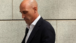 Rubiales torna in Spagna, arrestato dalla Guardia Civil in aeroporto