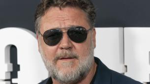 Russell Crowe al Colosseo con famiglia: "Ecco il mio vecchio ufficio"