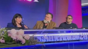 Russell Crowe 'l'italiano' a Sanremo 2024: "Io cittadino di Ascoli" - Video