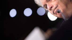 Russia, direttore Cia: "Non sottovalutare ipotesi uso armi atomiche tattiche"
