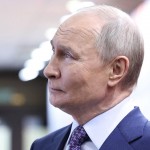 Russia: "Elicottero di Putin attaccato da droni mentre era nel Kursk"