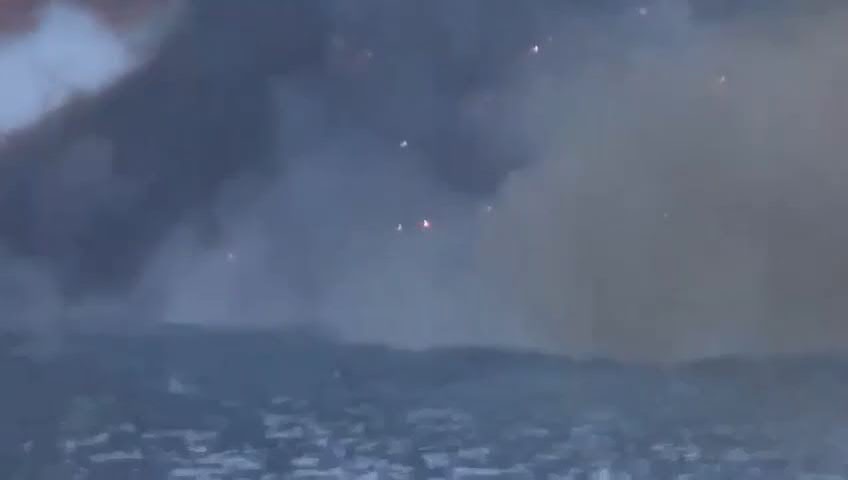 Russia: "Nave Khurs attaccata da droni Ucraina: distrutti" - Video