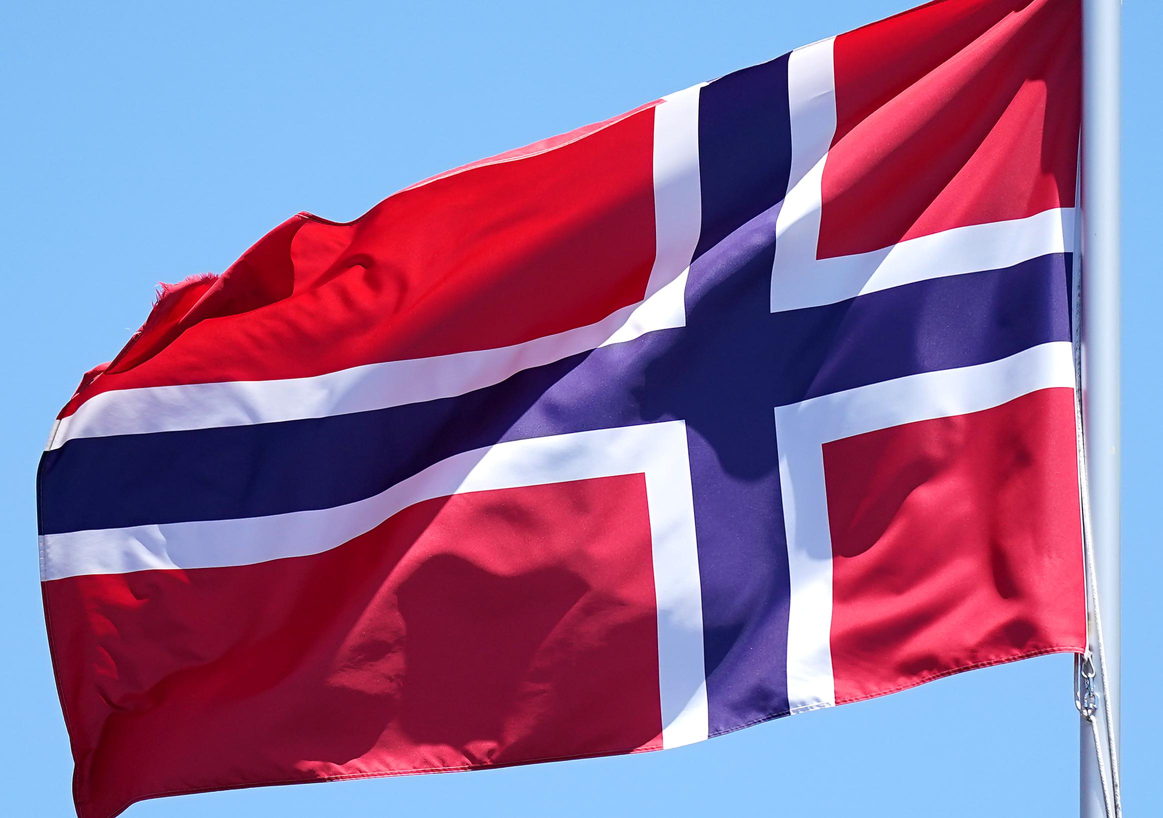 Russia, Norvegia espelle 15 membri ambasciata Mosca: "Sono spie"
