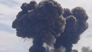 Russia, potente esplosione vicino aeroporto militare nel sud - Video