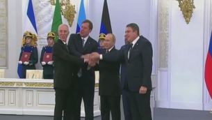 "Russia! Russia! Russia!", l'urlo di Putin - Video