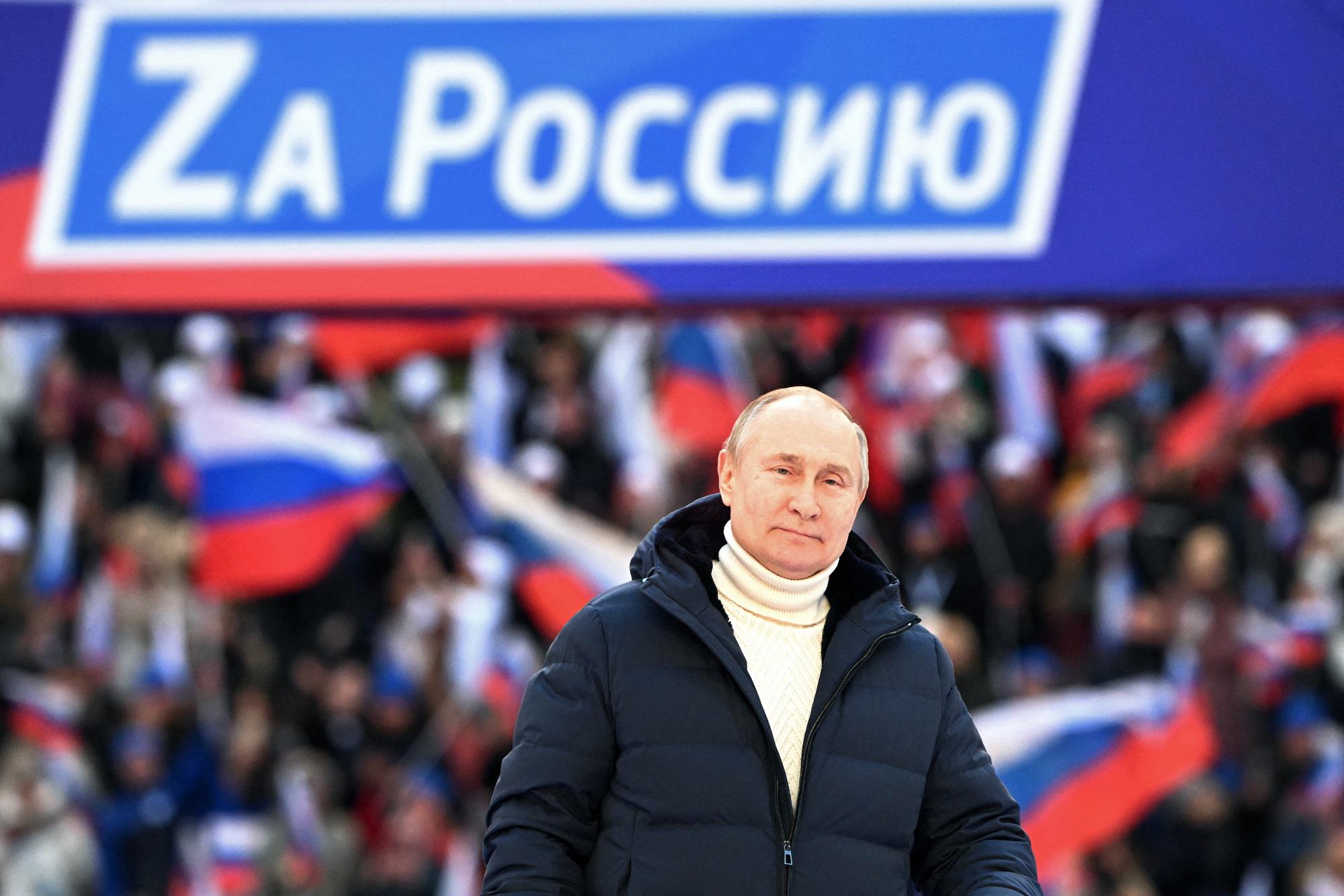 Russia, sondaggio: Putin vola dopo inizio guerra in Ucraina