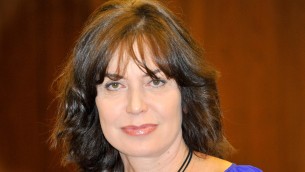 Sabina Guzzanti: "Ho stima di Giorgia Meloni, sua è stata scalata faticosa"