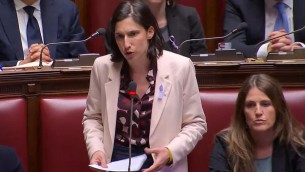 Salario minimo, Schlein a Meloni: "Lei al governo, deve dare risposte"