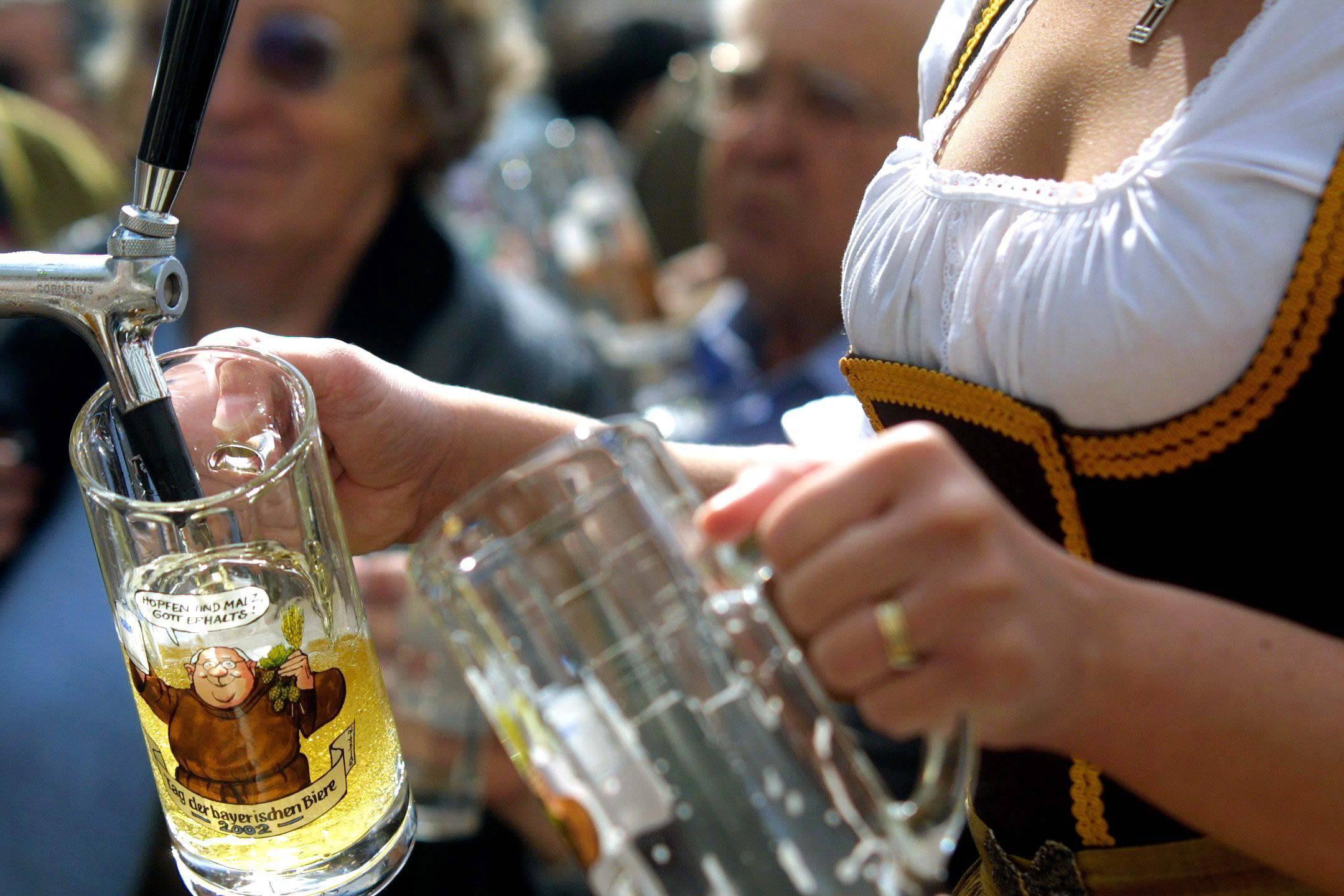 Saluto nazista a Oktoberfest, due italiani fermati