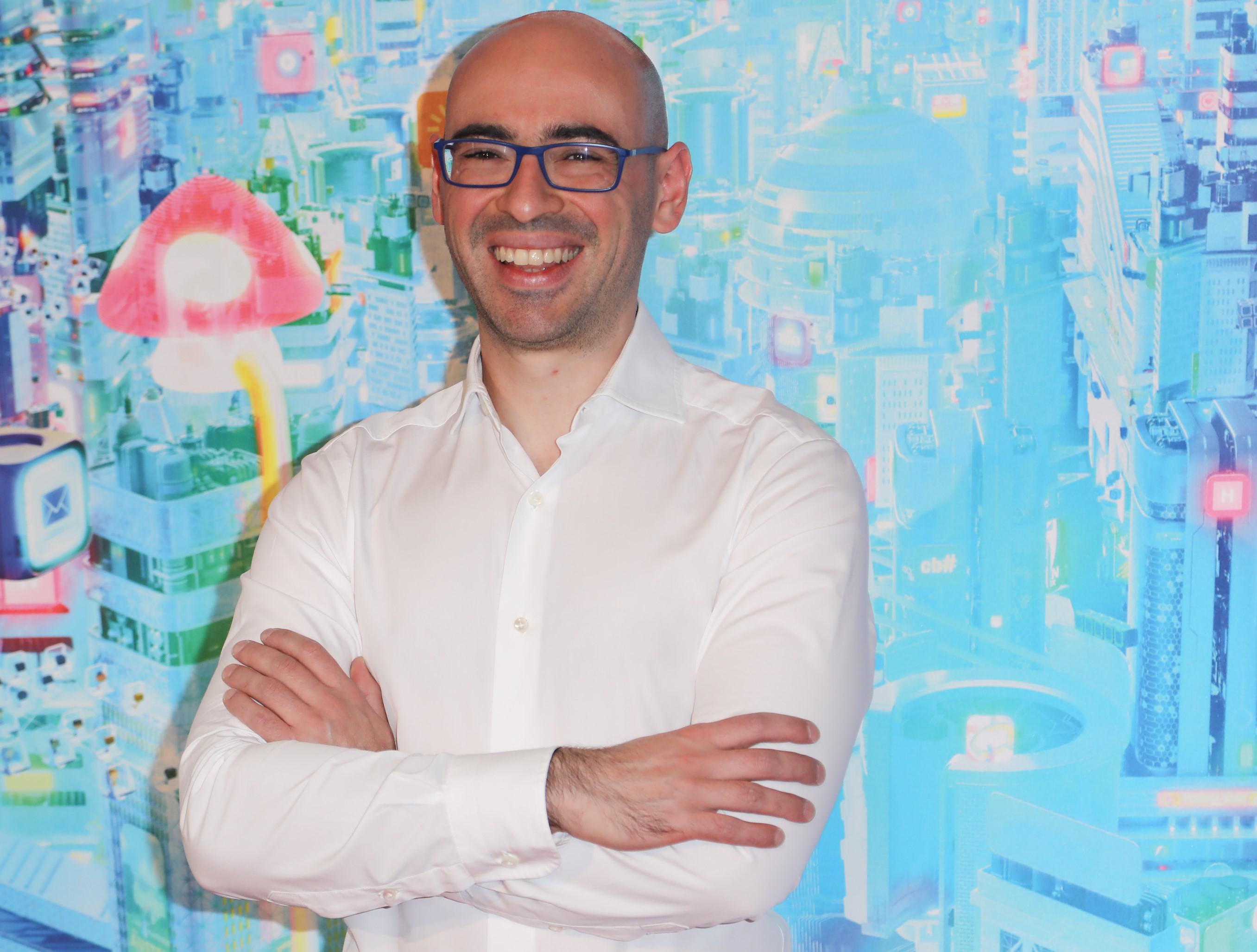 Salvatore Aranzulla diventa papà: "Ora siamo in tre" - La foto