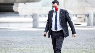 Salvini, appello a Mattarella: "O si chiude domani o voto"