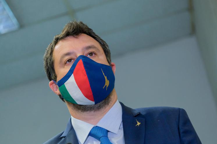Salvini: "Da Europa sì a grillo nel piatto, no a dieta mediterranea"