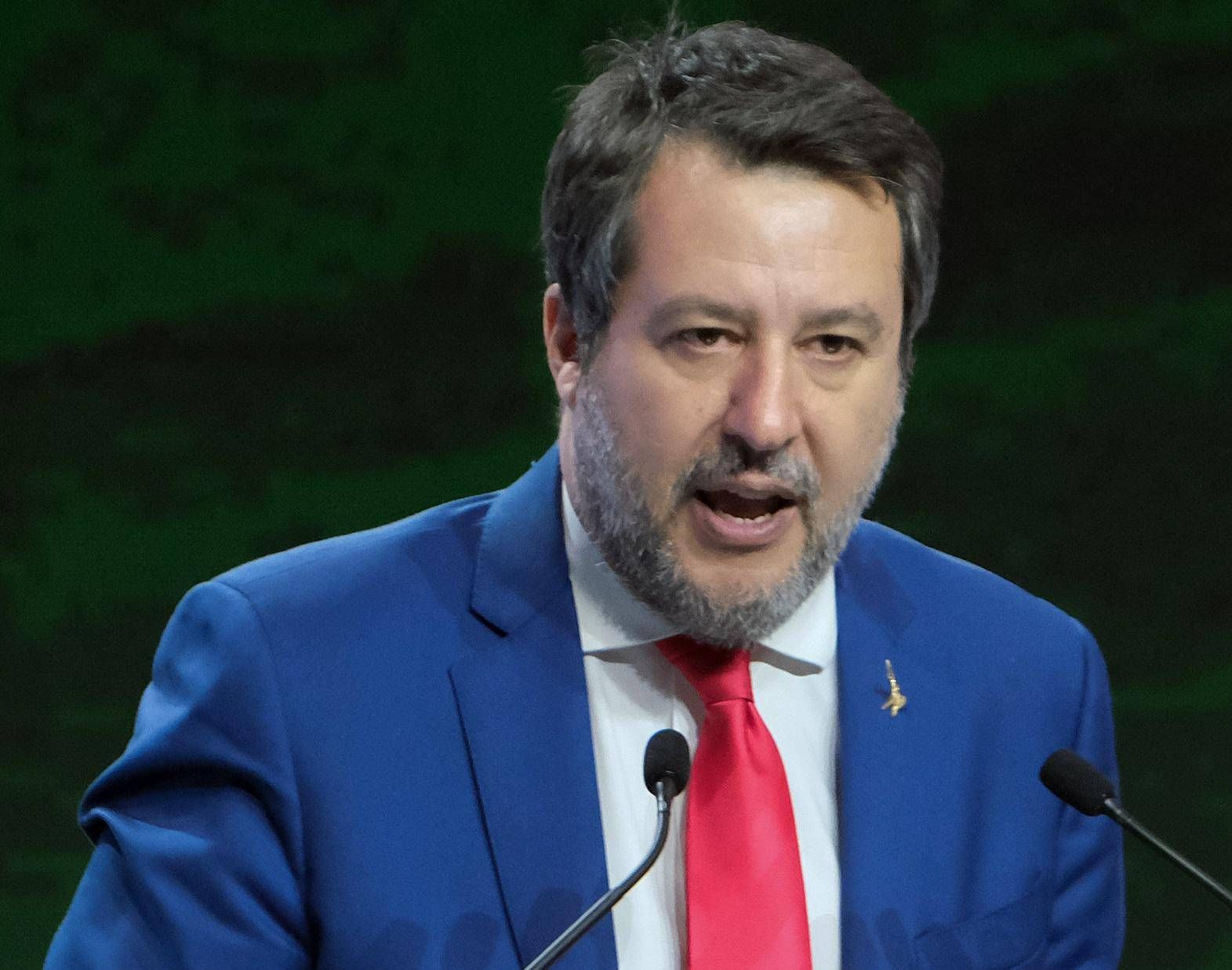 Salvini: "Debito se lavorano aziende italiane, non per arricchire Germania o Francia"