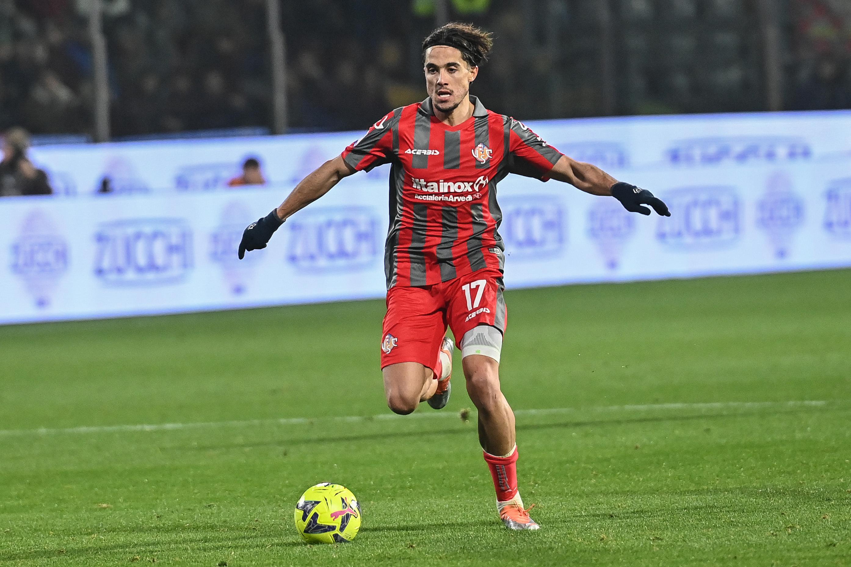 Sampdoria-Cremonese 2-3, vittoria grigiorossa in extremis