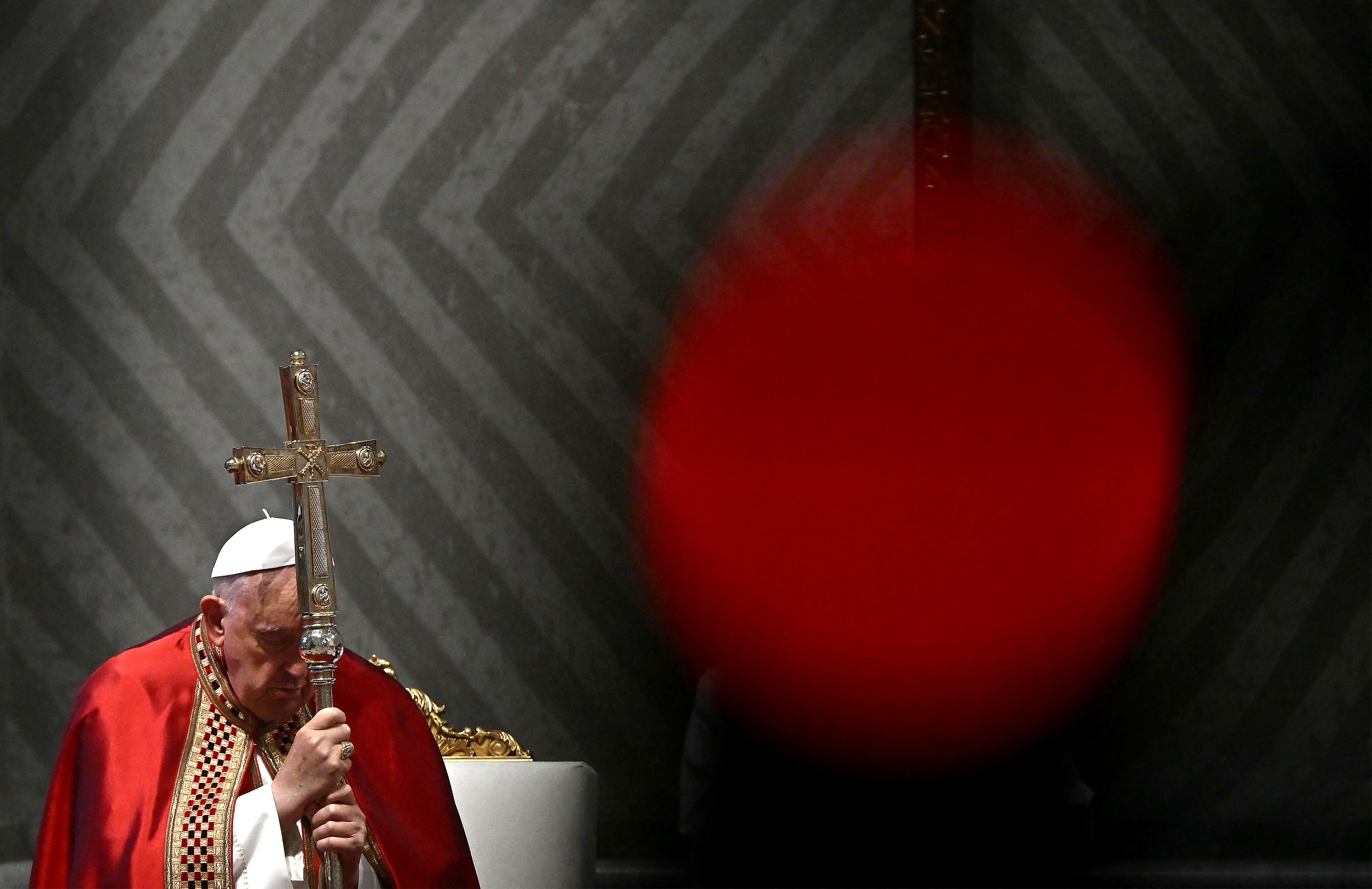 San Pietro e Paolo, il Papa: "Autorità che non è servizio è dittatura"