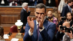 Sanchez, il premier che gioca d'azzardo e vince scommesse impossibili