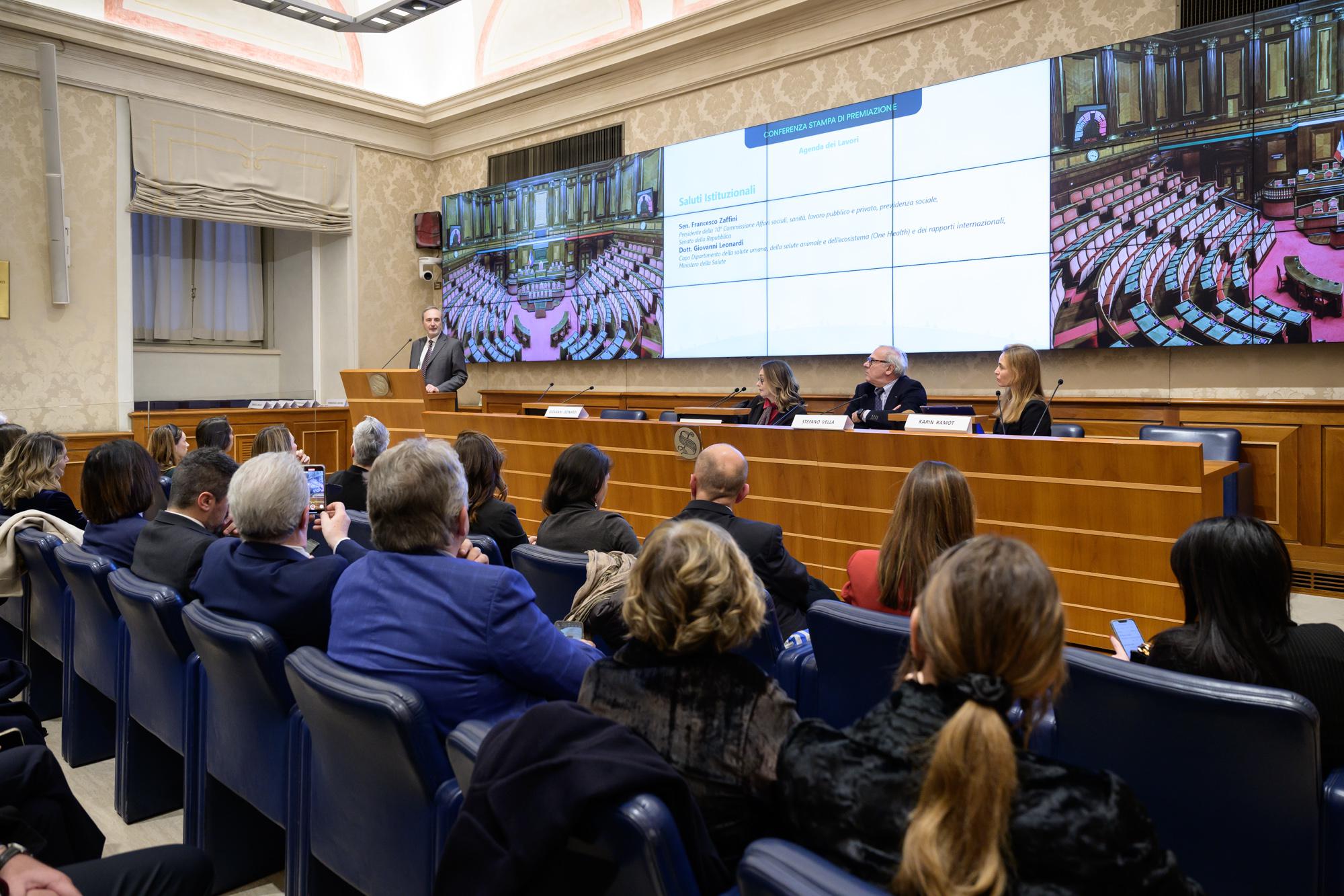 Sanità, 102 'One Health Ambassador' premiati in Senato