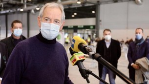 Sanità, Bertolaso contro i tagli: "Non possiamo passare da 7,1 Pil a 6,1"