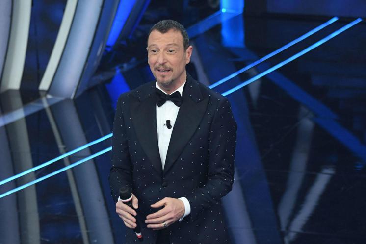 Sanremo 2021, Amadeus: "Felicissimi, Fiorello è già lì"