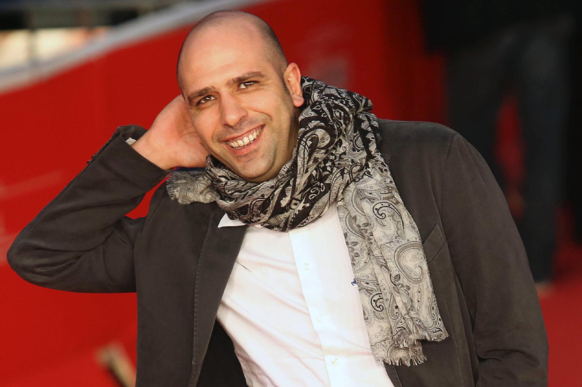 Sanremo 2022, Zalone: "Oltre al monologo un brano nuovo per il festival"