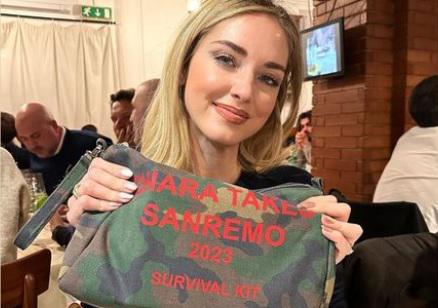 Sanremo 2023, Ferragni si prepara con 'kit' di sopravvivenza e rito propiziatorio
