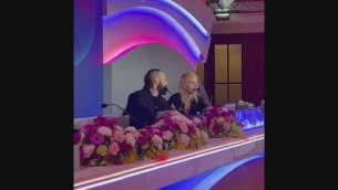 Sanremo 2023, l'annuncio di Coma_Cose: "Ci sposiamo" - Video