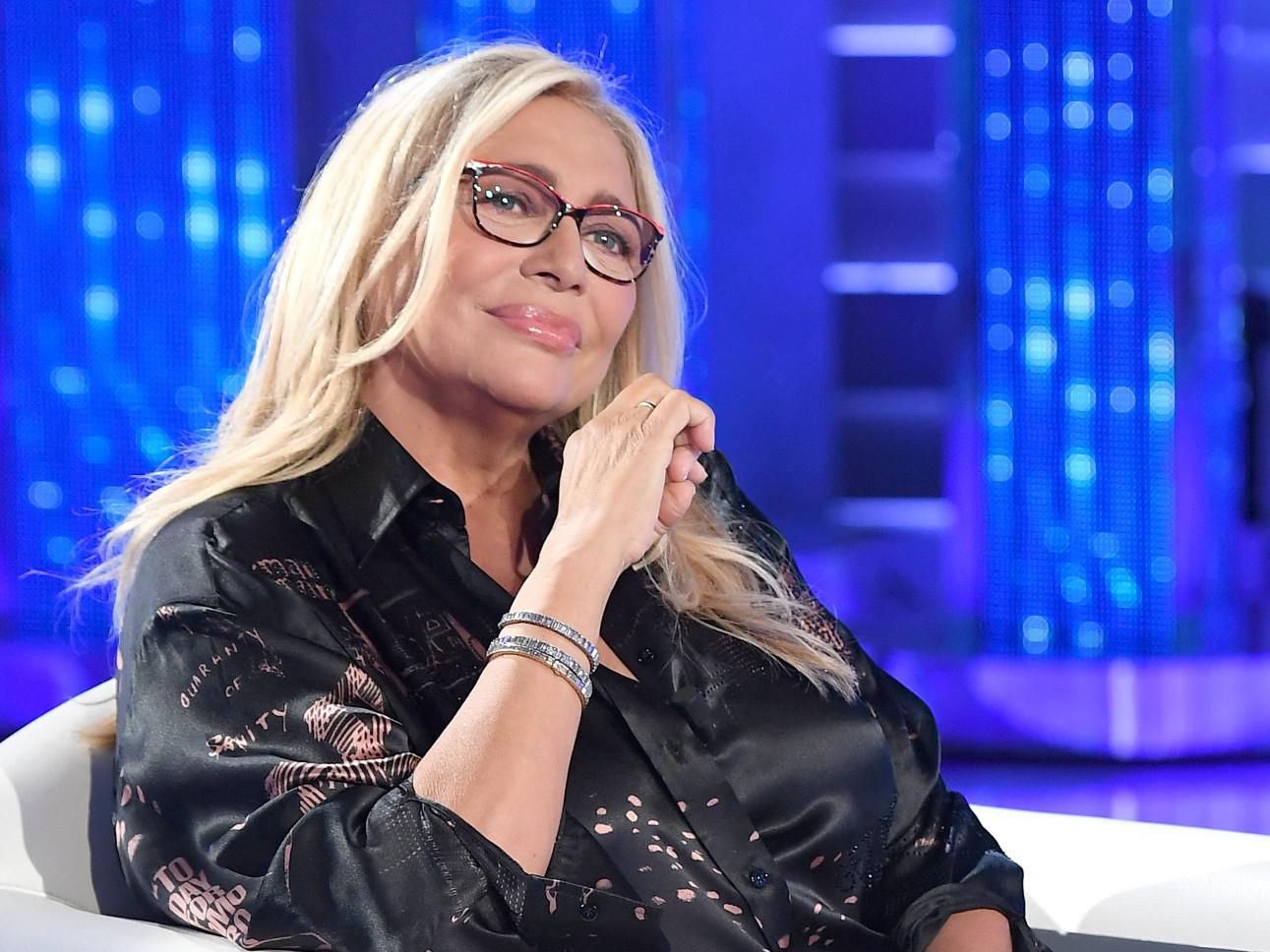 Sanremo 2023, Mara Venier invita Blanco a Domenica In: "Vieni a scusarti"
