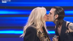 Sanremo 2023, Rosa Chemical bacia anche Venier: "E' il Festival dell'amore"