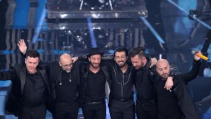 Sanremo 2024, rumors sui duetti: Negramaro con Malika e Clara con Ivana Spagna