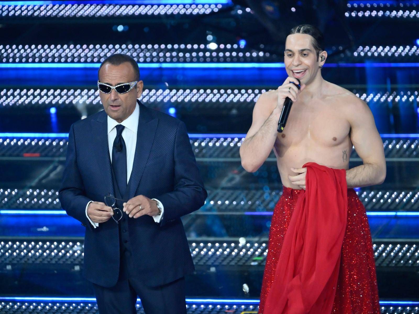 Sanremo 2025, ascolti boom per la serata cover: 13.575