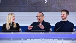 Sanremo 2025, Conti scherza su ascolti record: "Allora chiudiamolo qui"