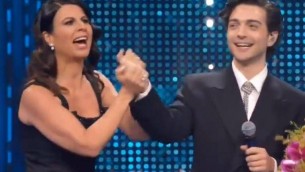 Sanremo 2025, Geppi Cucciari e i finti complimenti a Il Volo