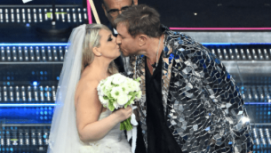 Sanremo 2025, standing per Duran Duran e scatta il bacio tra Follesa e Le Bon