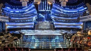 Sanremo 2025, svelata la scenografia per l'Ariston: eleganza e semplicità