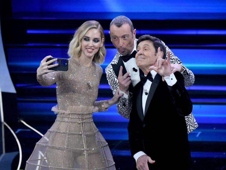 Sanremo, Agcom: "Pubblicità occulta e Instagram, via a procedimento sanzionatorio"