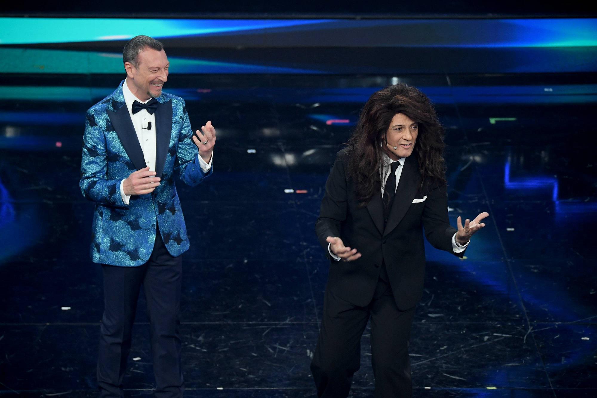 Sanremo, Fiorello tra ironia sul politically correct e sesso degli animali