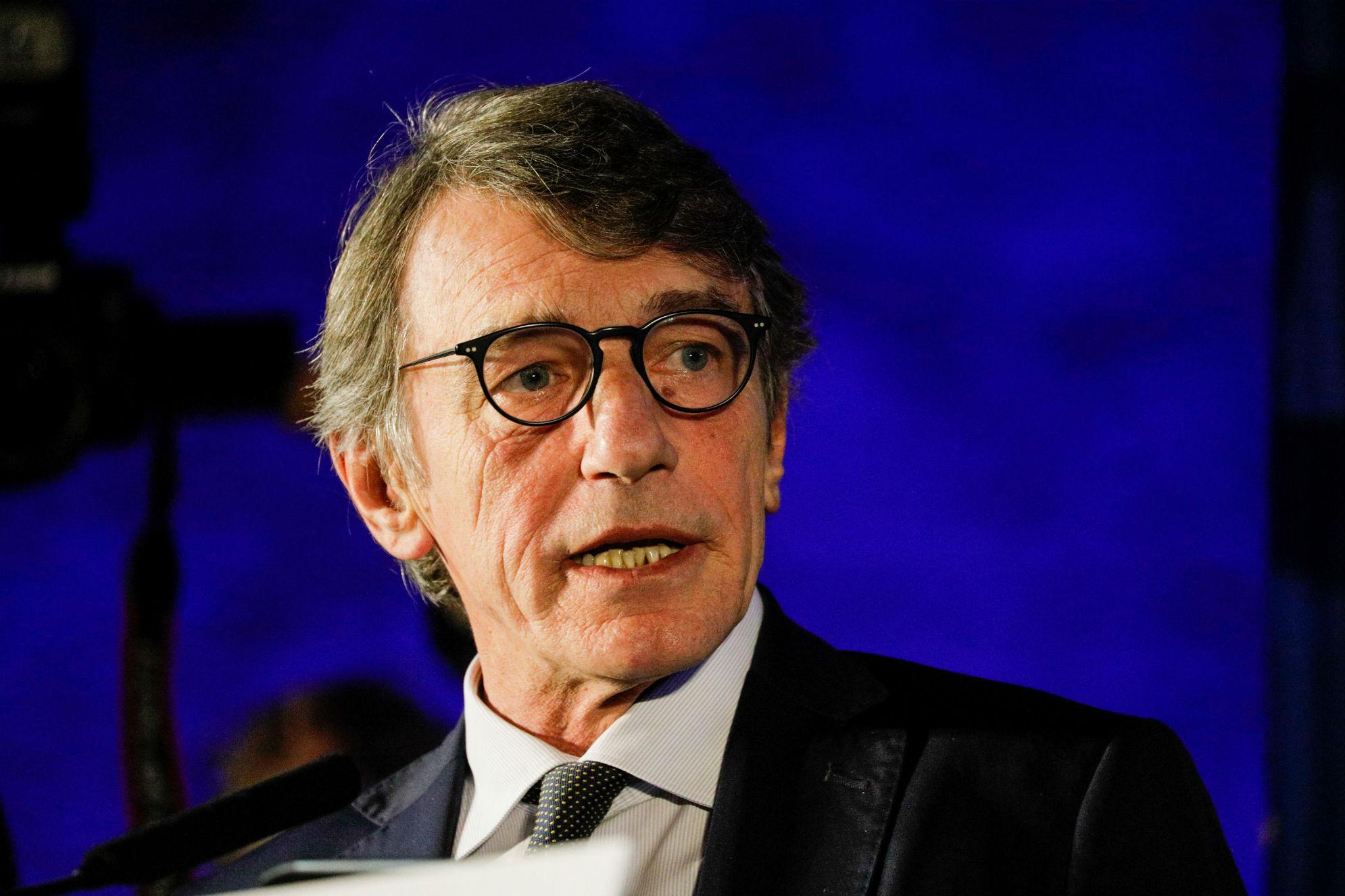 Sassoli, post d'odio no vax: denunciato autore