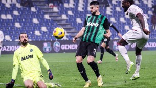 Sassuolo-Fiorentina 1-0, Pinamonti stende i viola