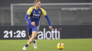 Sassuolo-Verona 2-4, poker gialloblu e tris di Barak