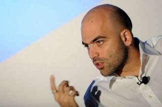 Saviano e il palazzo crollato a Roma: "Non vivevo lì da giorni"