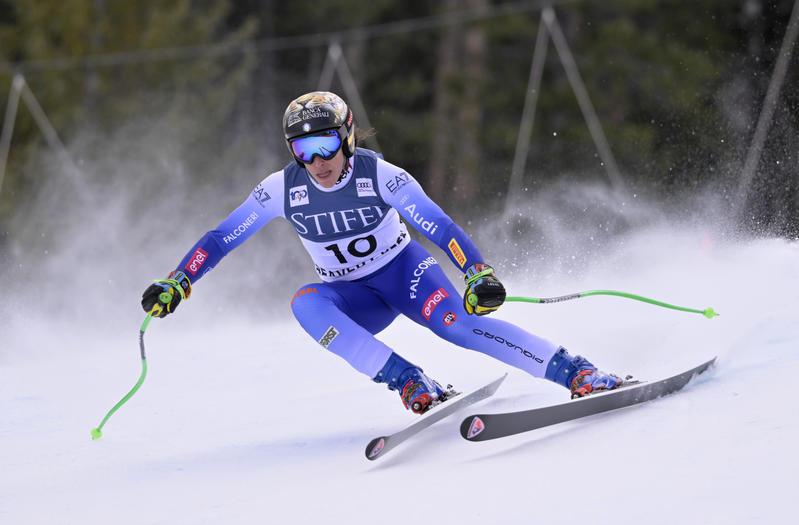 Sci, Brignone trionfa nella discesa libera di Sankt Anton