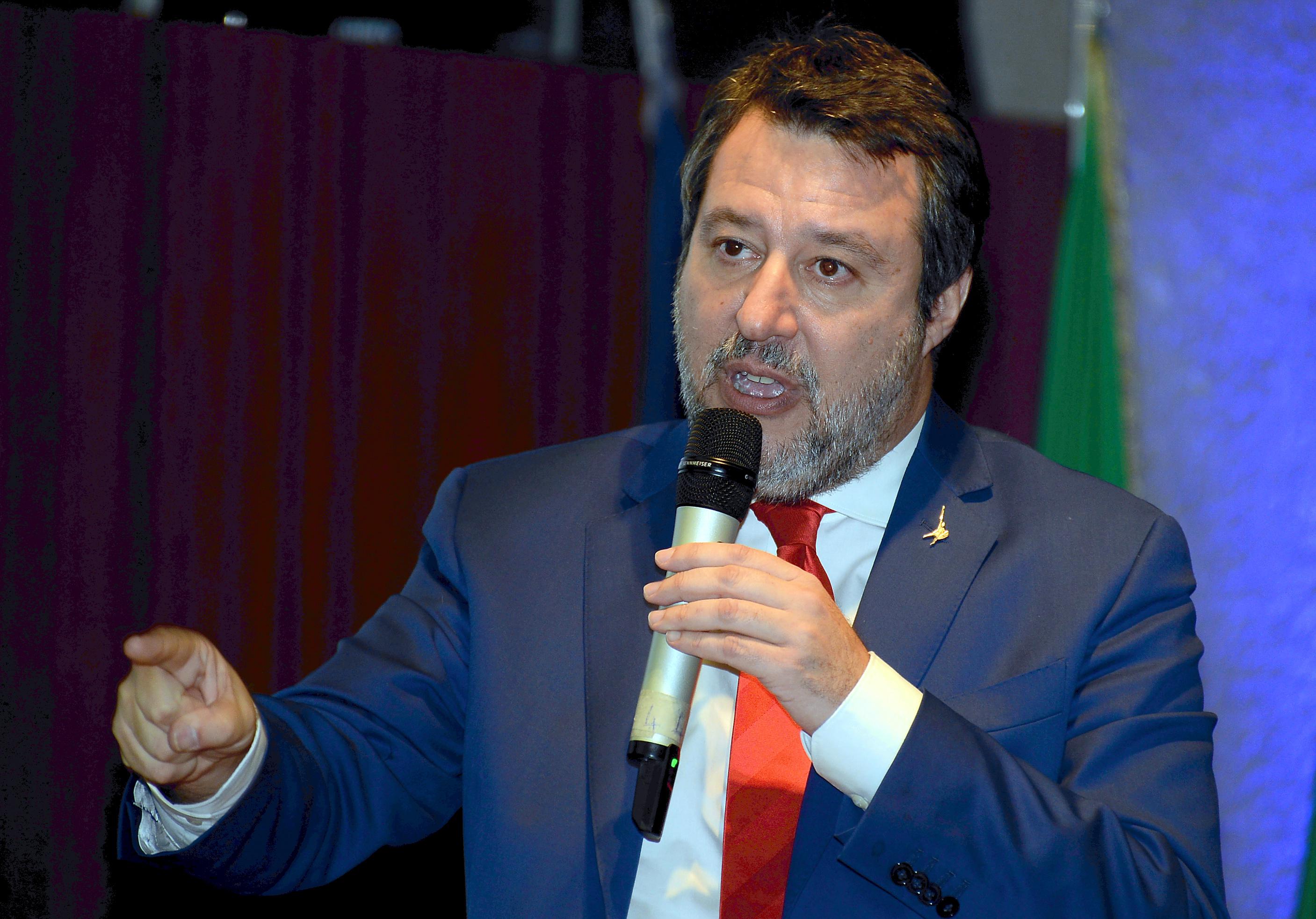 Sciopero, Salvini attacca Landini: "Prepara suo arrivo in Parlamento"